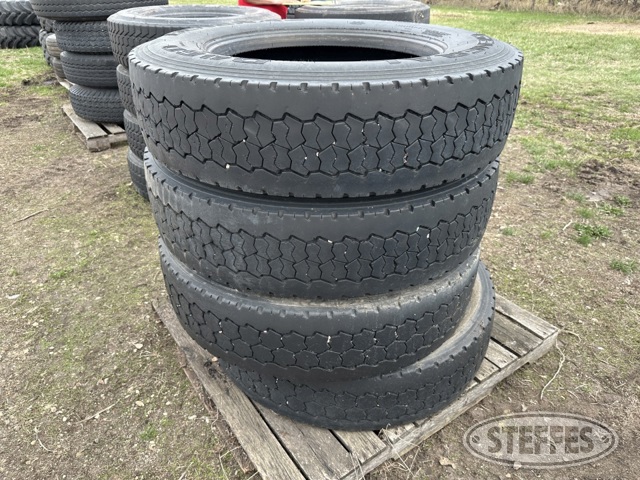 (4) 285/75R24.5 truck tires